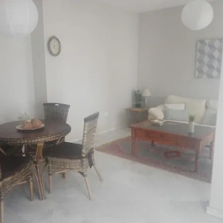 Charming Villadarias M. Palace * 安特克拉